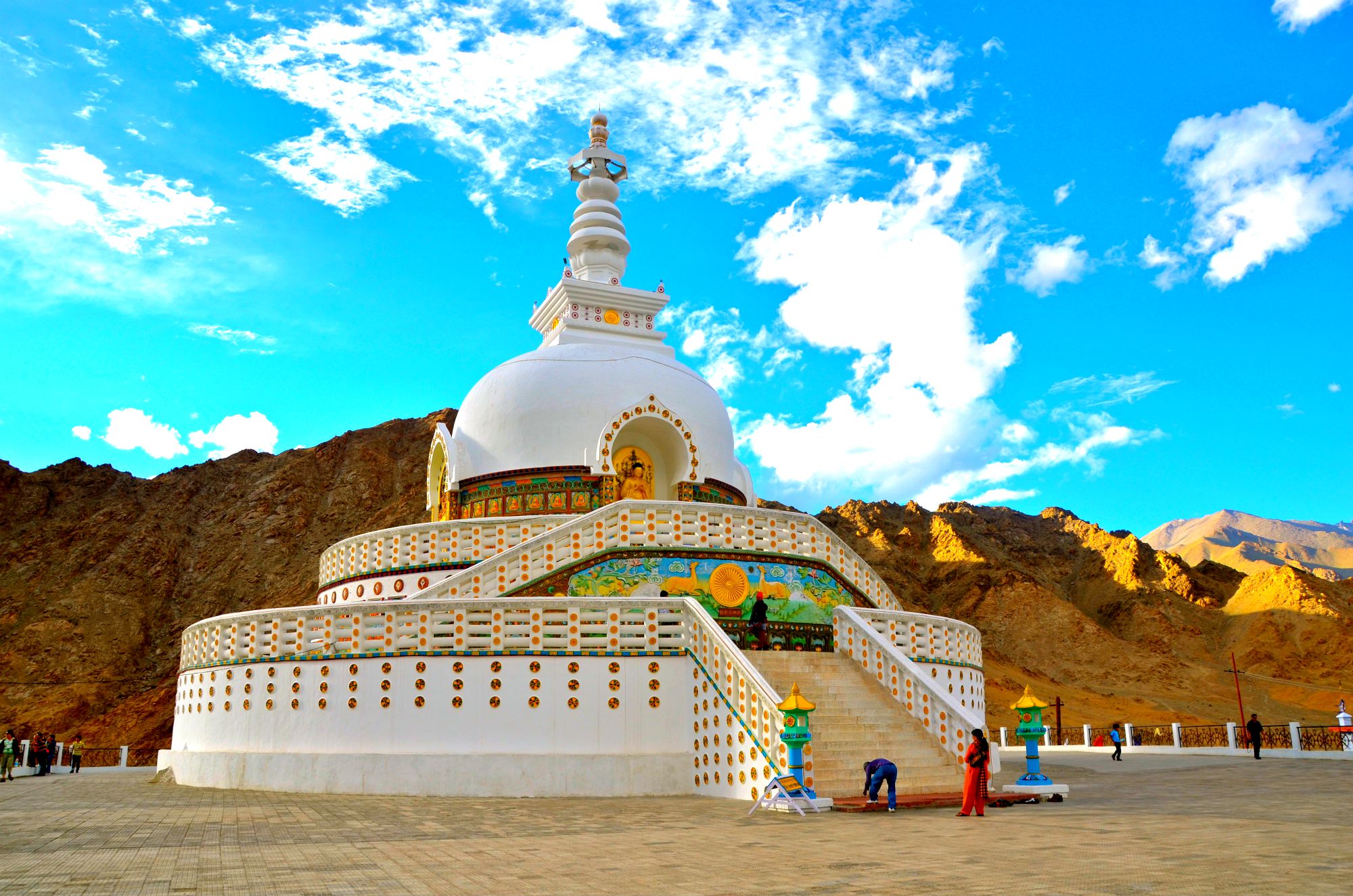 shanti_stupa_leh_ladakh