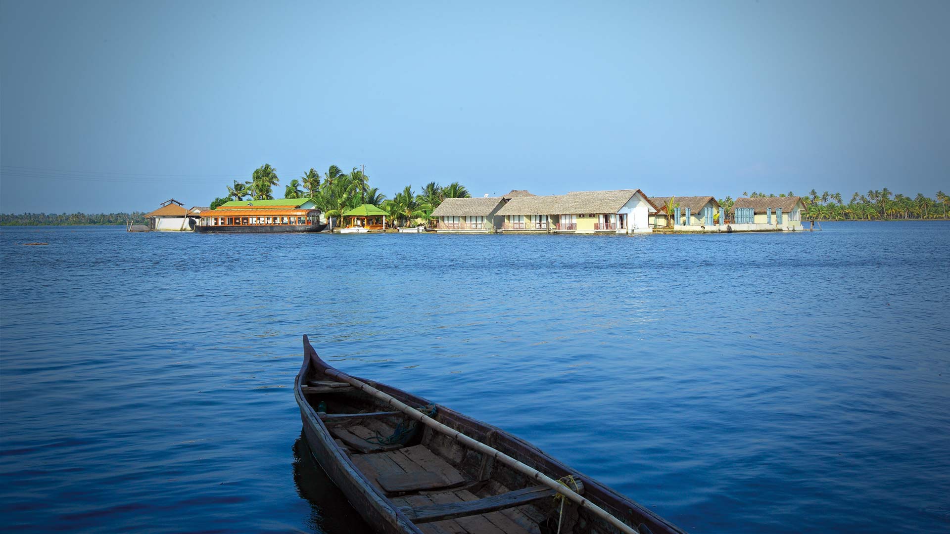 marari river houseboat view