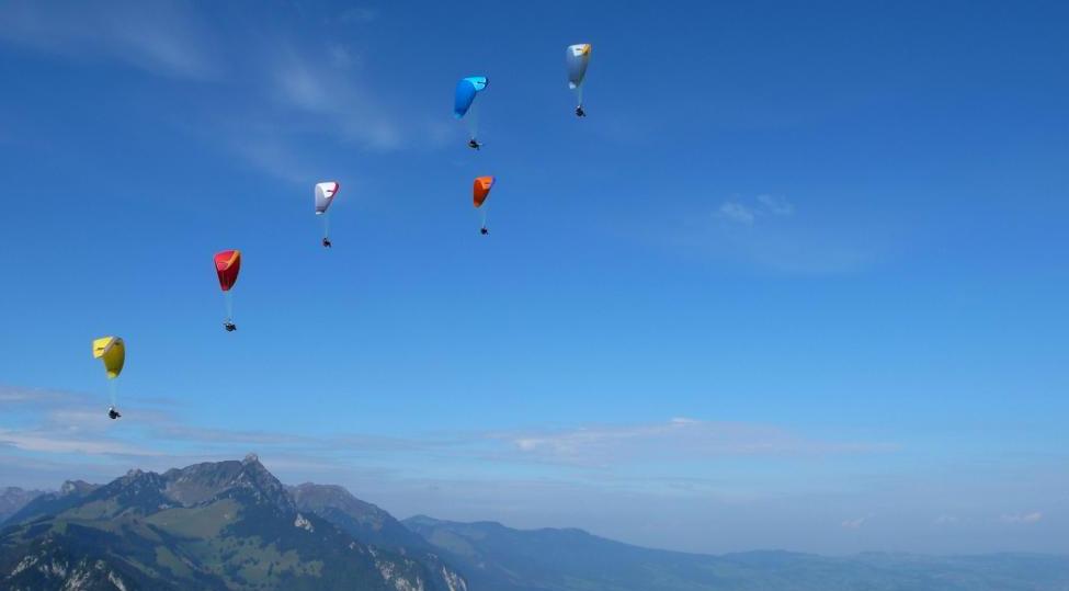 8 paragliding destinations in india – rishikesh – kunjapuri