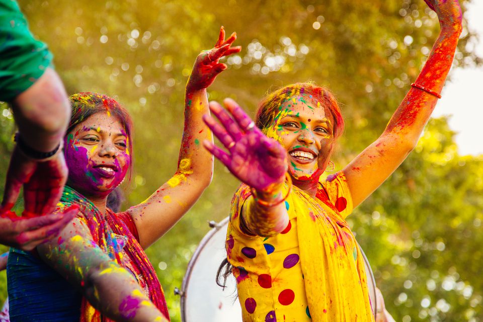 dancing on holi celebration in mumbai