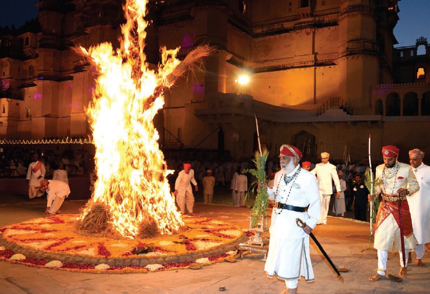 royal way of celebrating the festival of holi in udaipur