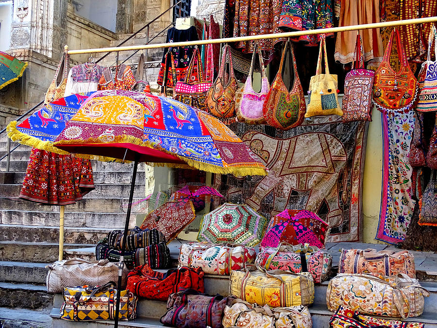 shopping session of char dham yatra in india