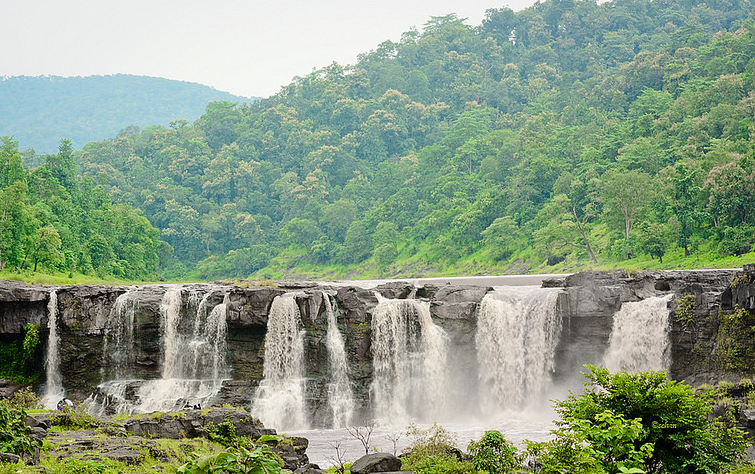 gira waterfalls saputara