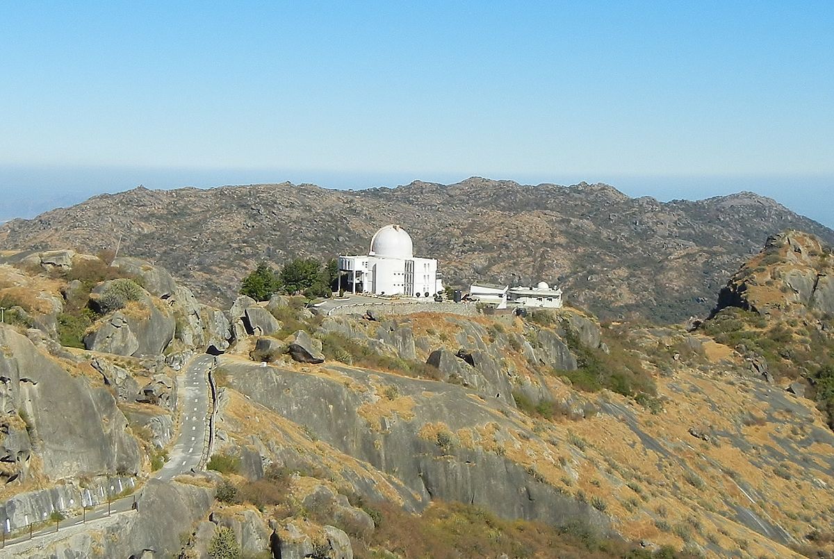 guru shikhar in mount abu