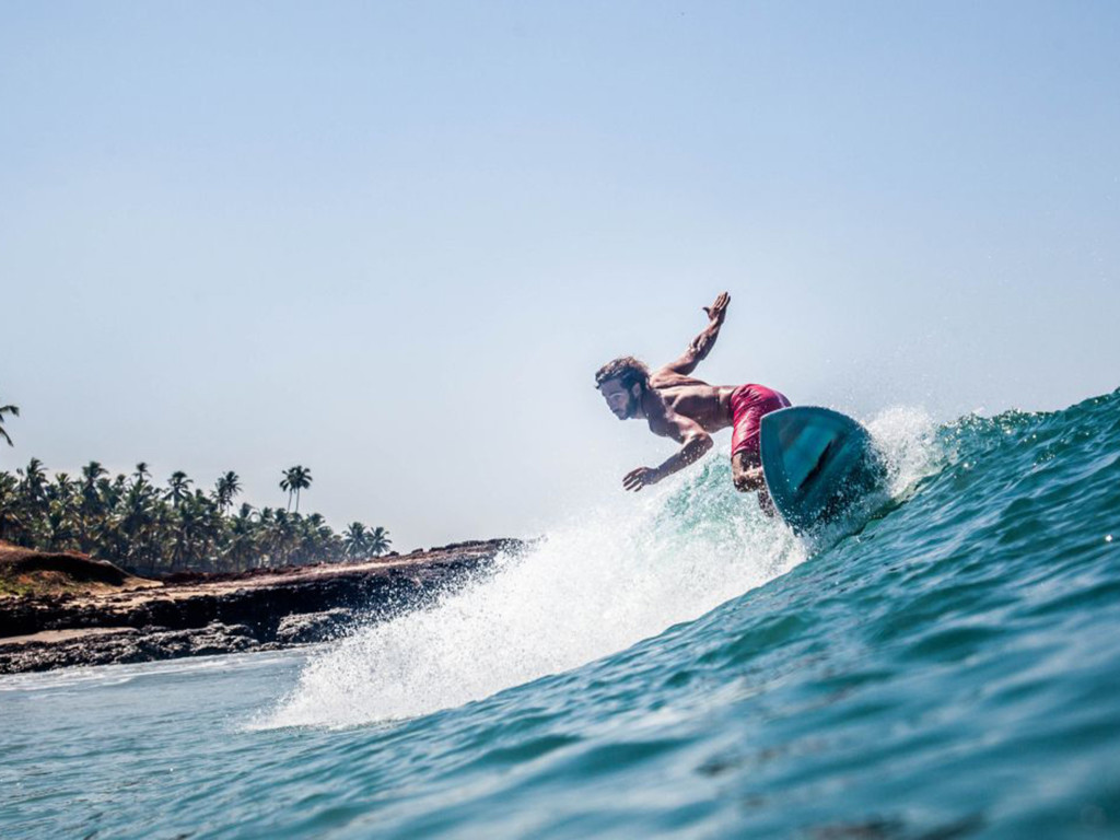 kovalam water sports kerala