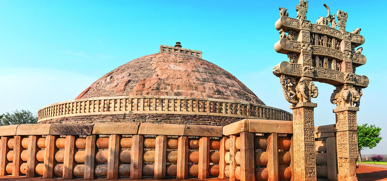 sanchi stupa best places to visit in madhya pradesh