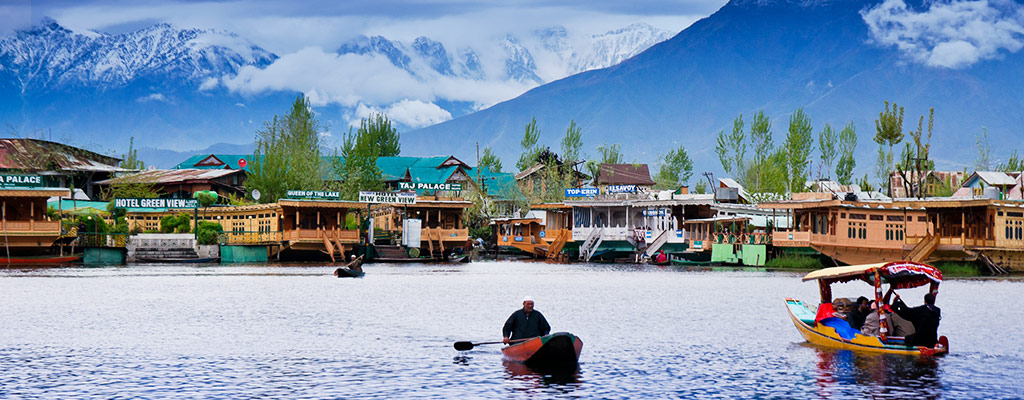 shikara best place to visit in kashmir