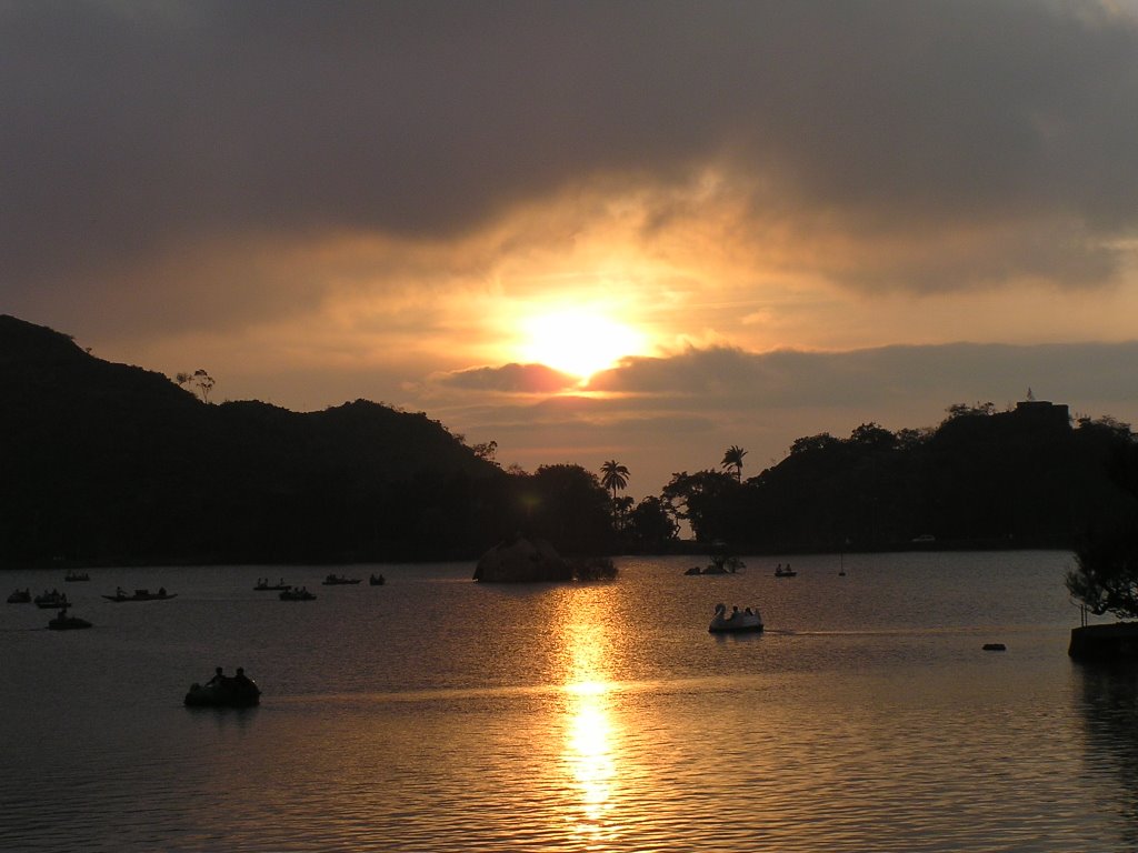 sunset in mount abu