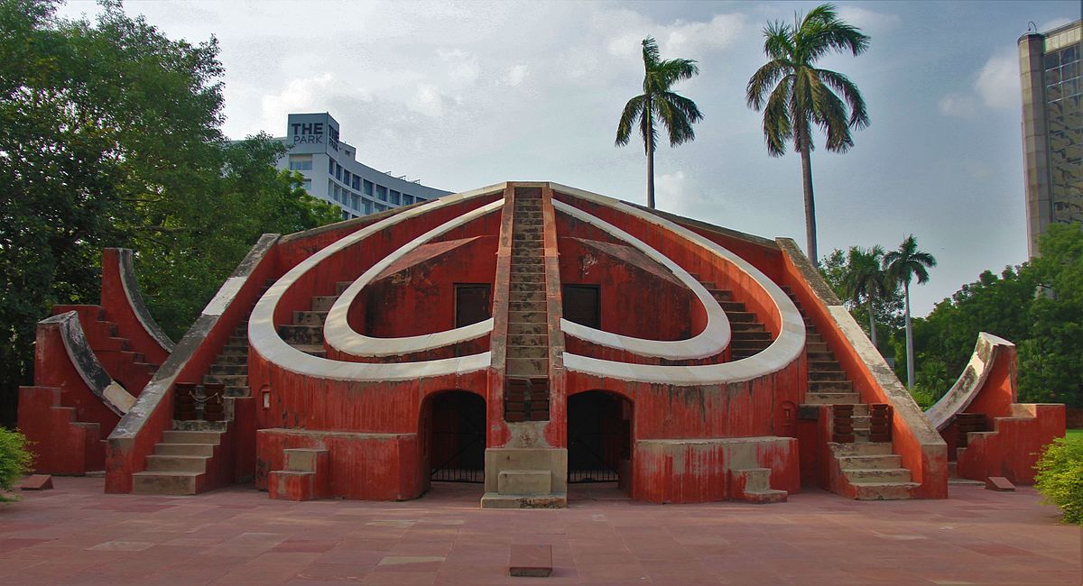 jantar mantar best places to visit in delhi