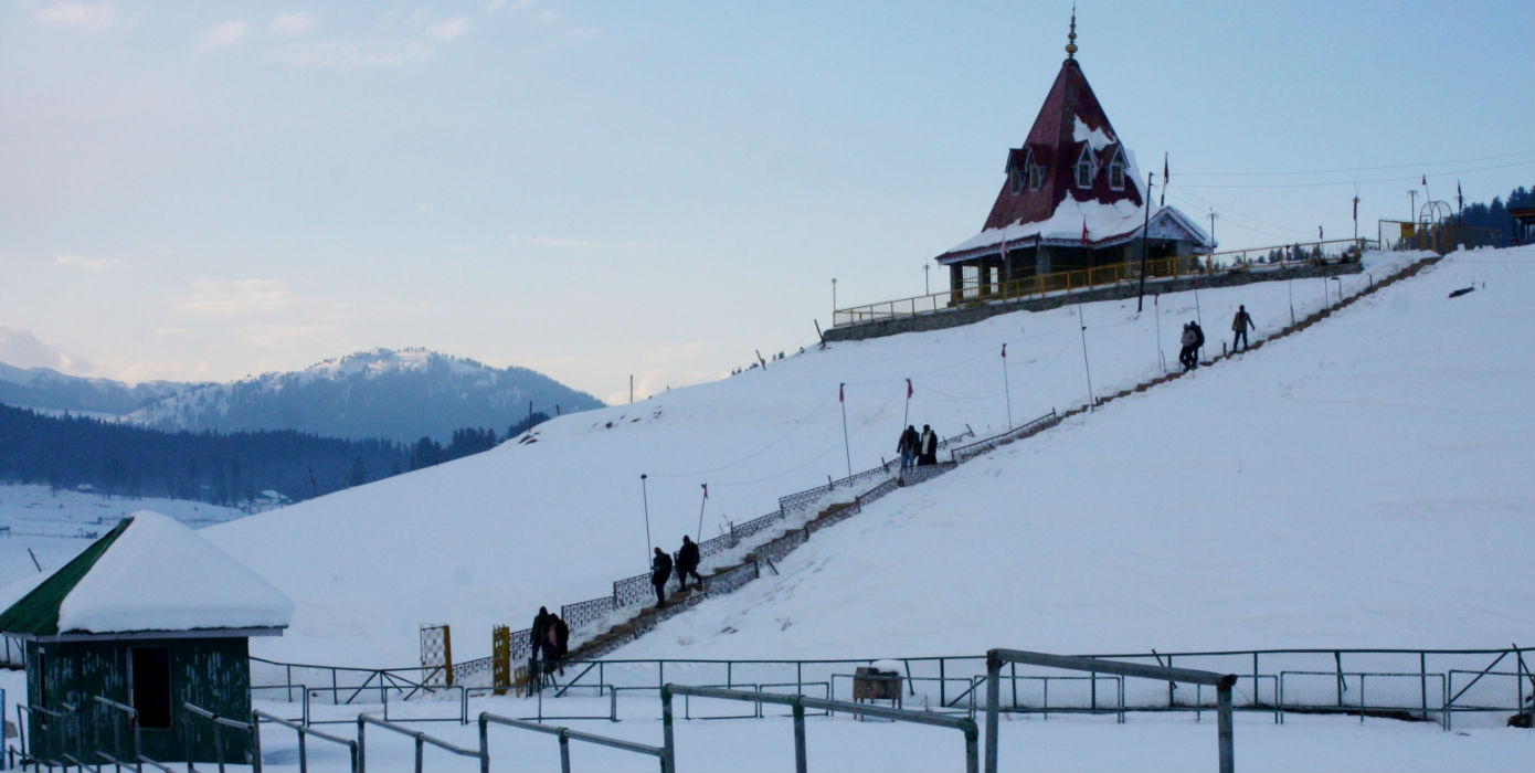 mohini shwara shivalay temple gulmarg