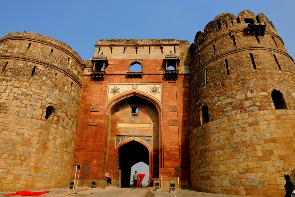 purana qila best places to visit in delhi