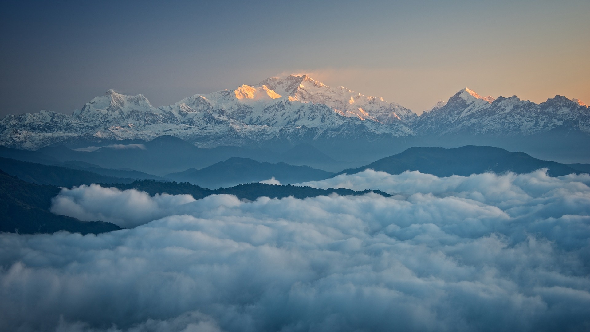 snowfall in kanchenjunga sikkim 1