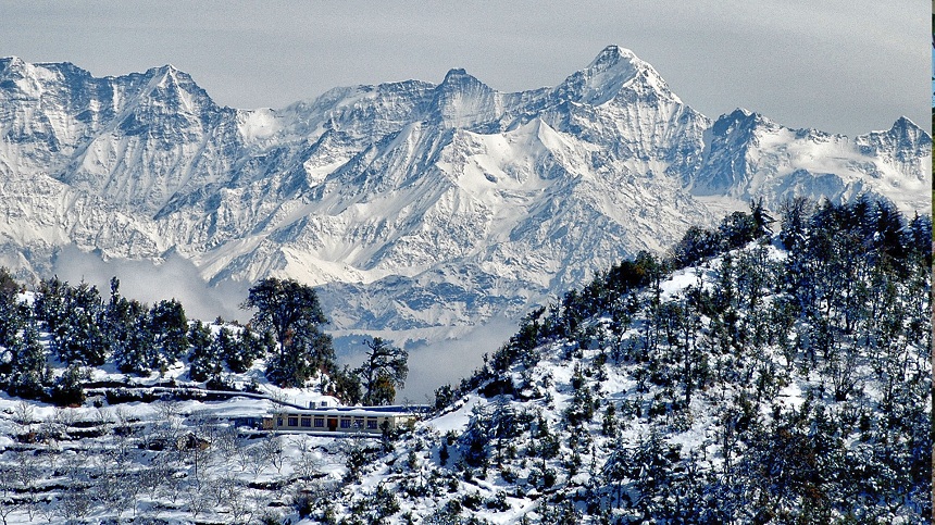 snowfall in uttarakhand