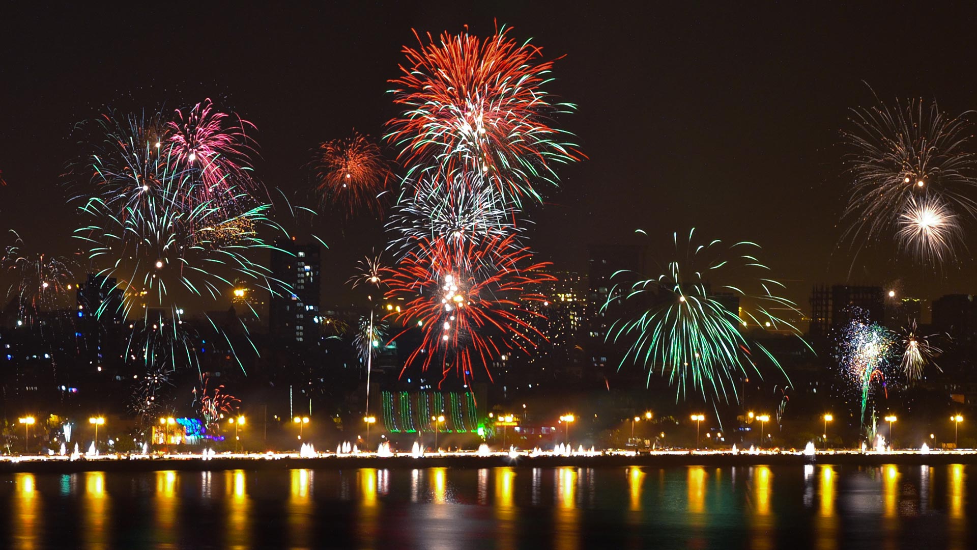 diwali fireworks in sky in mumbai