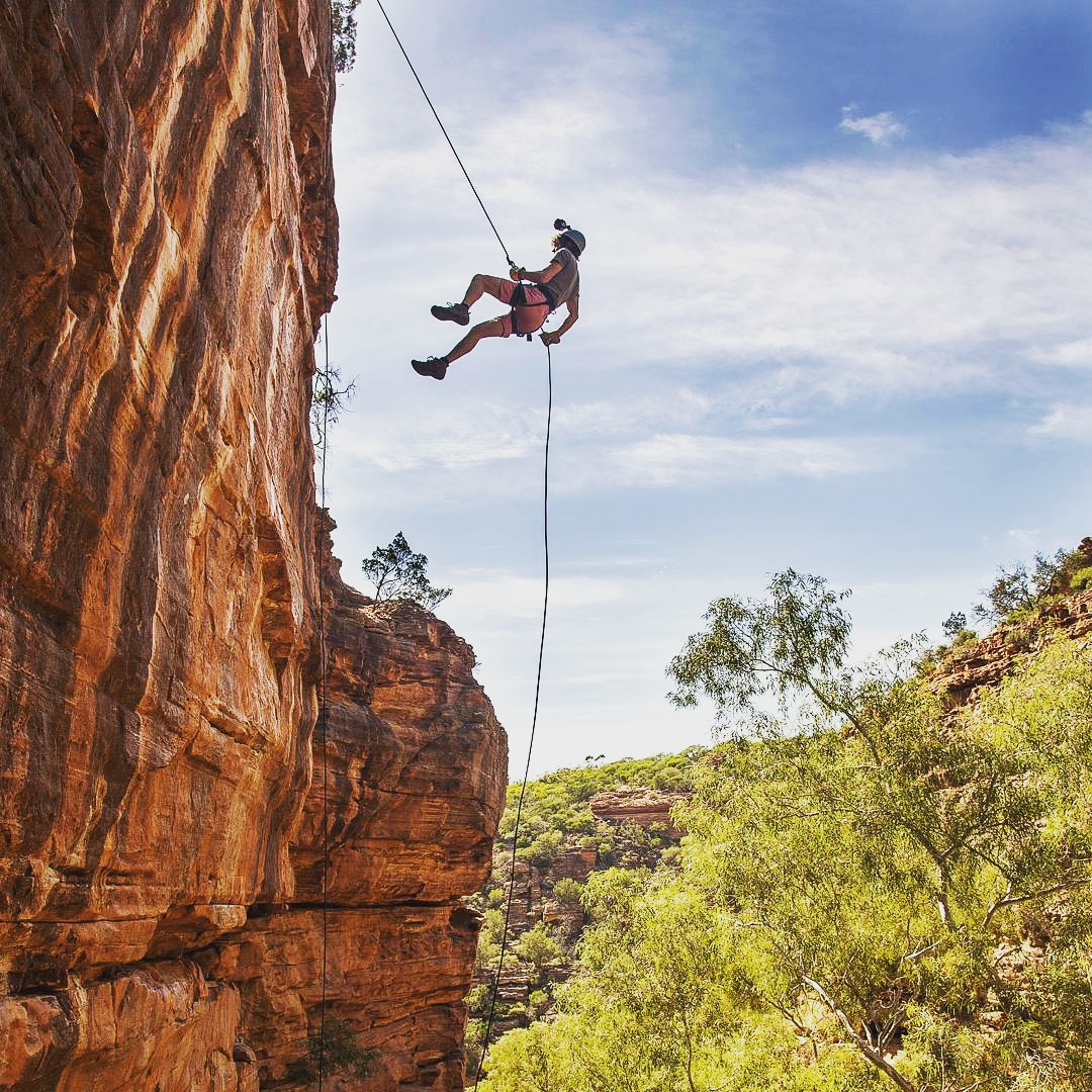 bseiling - rapelling - adventure activities in rishikesh