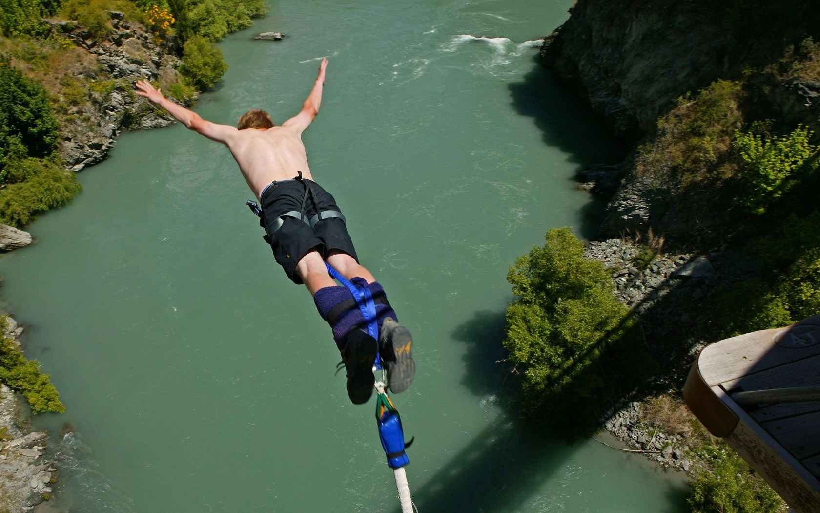 bunge jumping - adventure activity in rishikesh