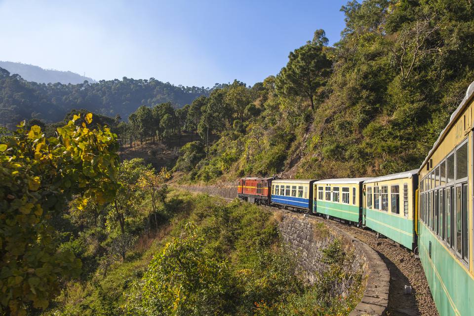 kalka shimla toy train with mountain view