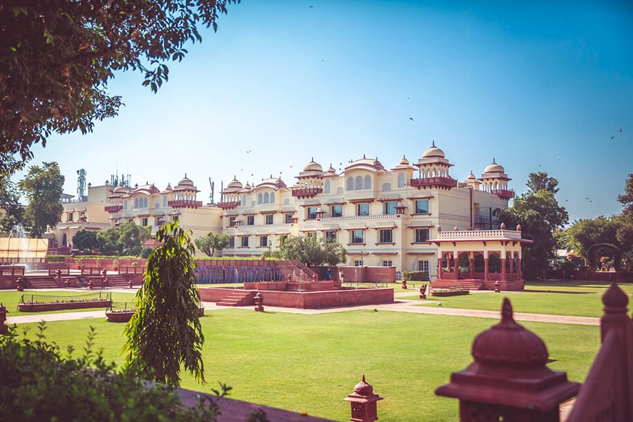 taj jal mahal palace - top heritage hotels in india