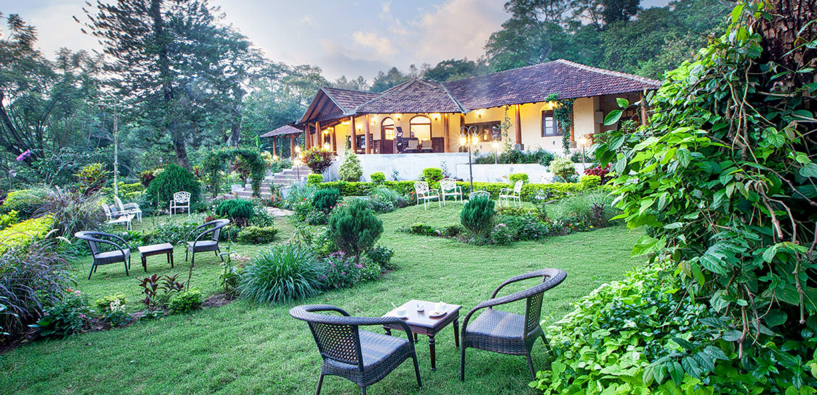 6 hilltop homestays in india