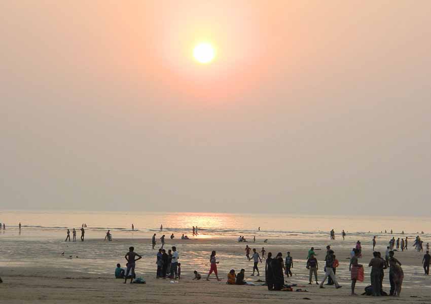 Aksa Beach Mumbai by Travelsite India
