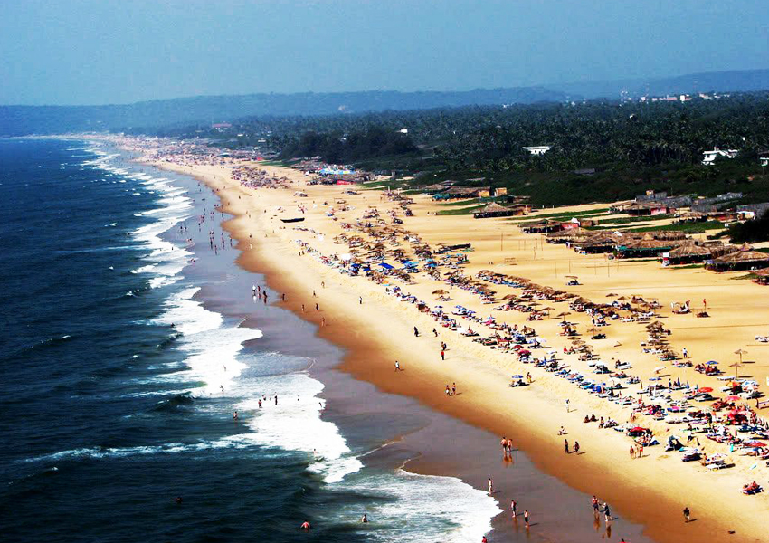 Candolim Beach Goa by TravelsiteIndia