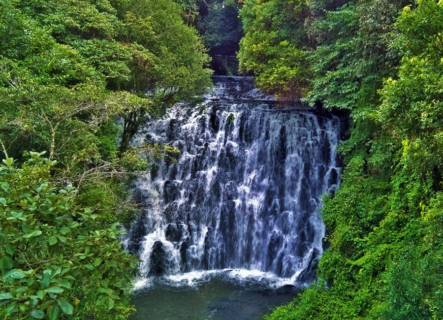 Elephant Falls shilong