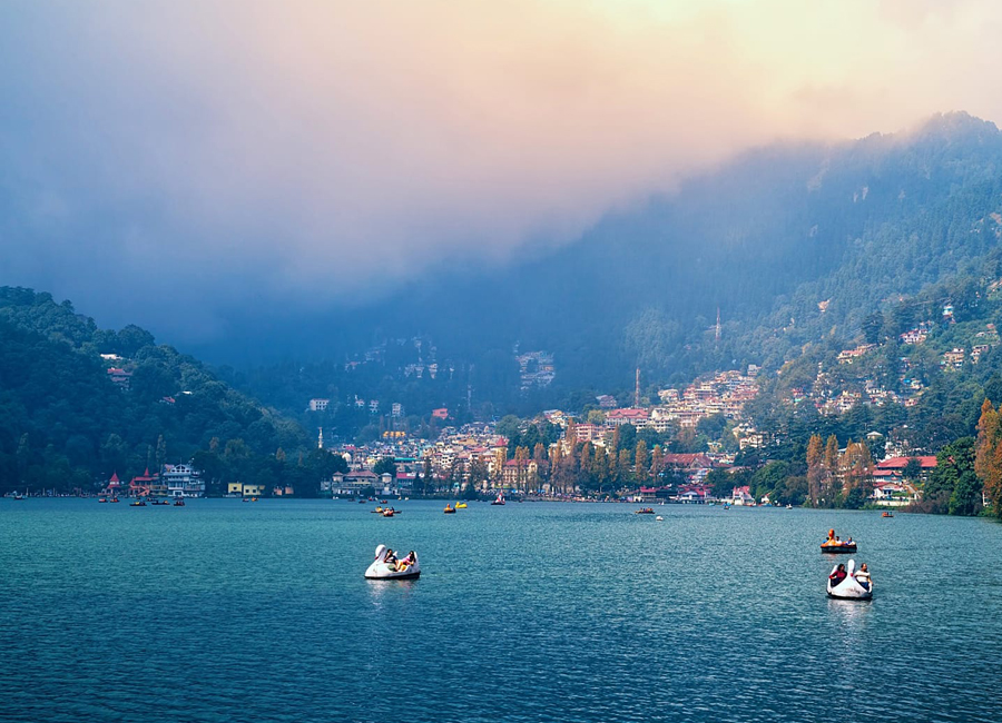 nainital lake by Travelsite India