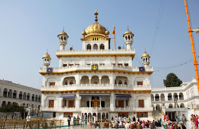 akal-takht-by-travelsiteindia