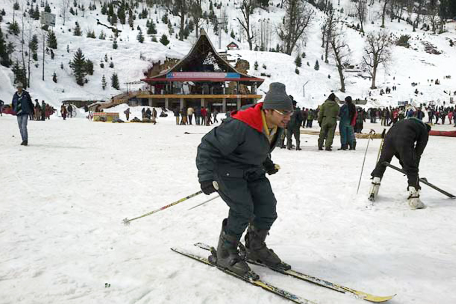 manali in winter by travelsite india