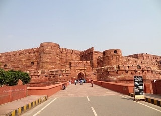 Agra fort Tour 