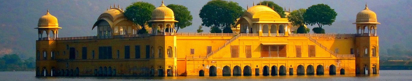 4 day Delhi Agra Jaipur Tour
