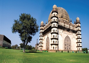 Historical Tours Package India